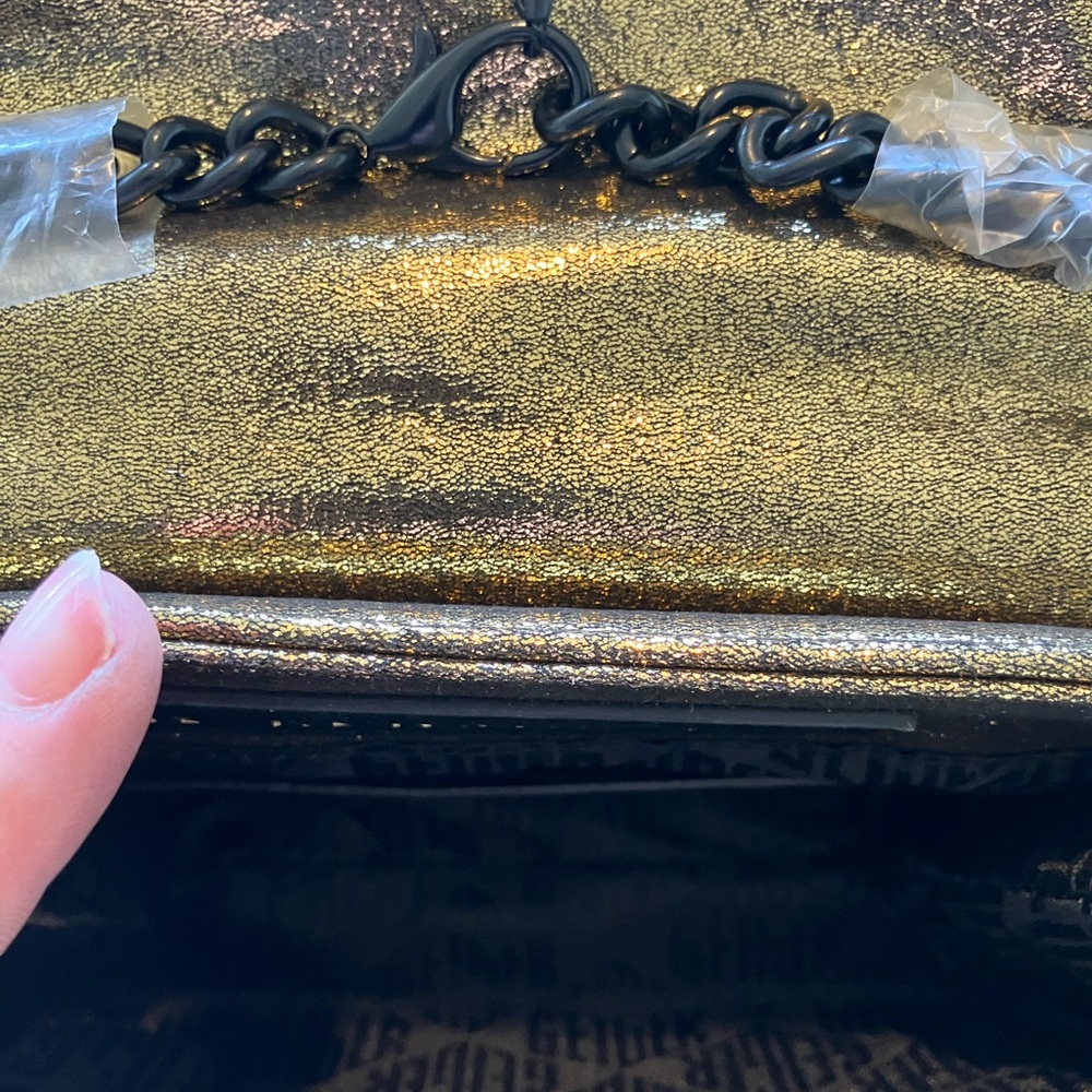 Kurt Geiger mini Black and Gold Woven-Texture Chain Shoulder Bag NWT - Picture 5 of 7